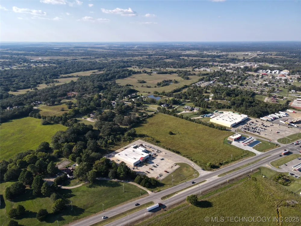 2067 S Mississippi Atoka, OK 74525