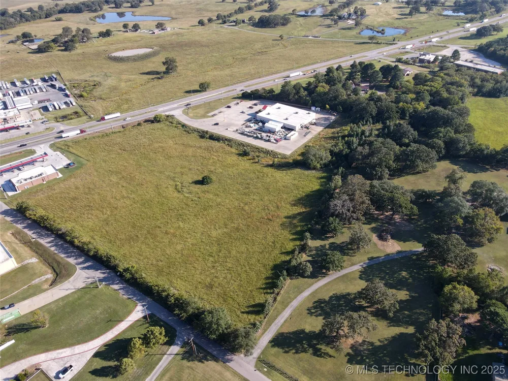 2067 S Mississippi Atoka, OK 74525