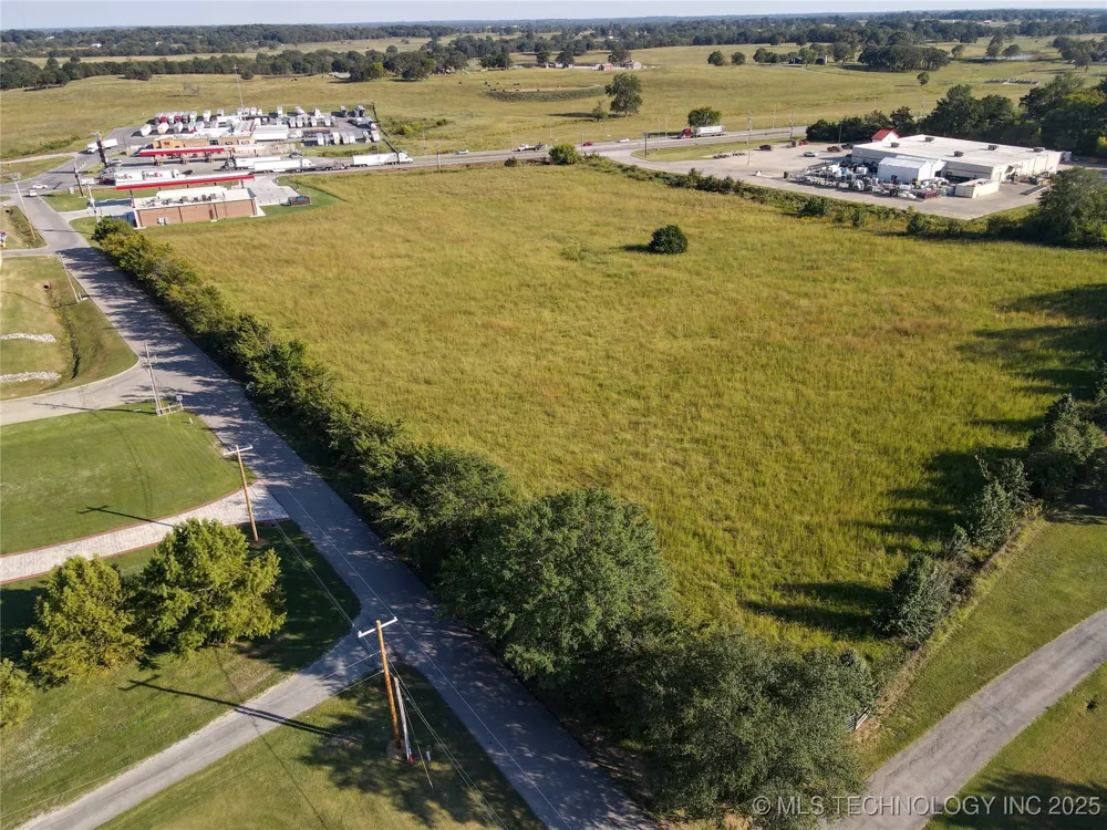 2067 S Mississippi Atoka, OK 74525