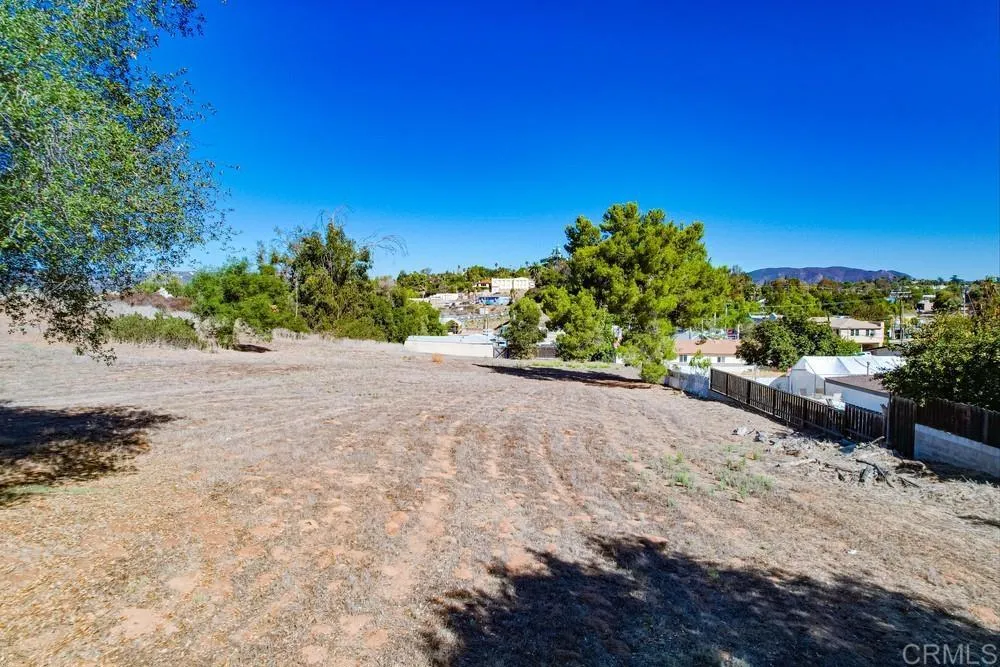 502 E Elder Street Fallbrook, CA 92028
