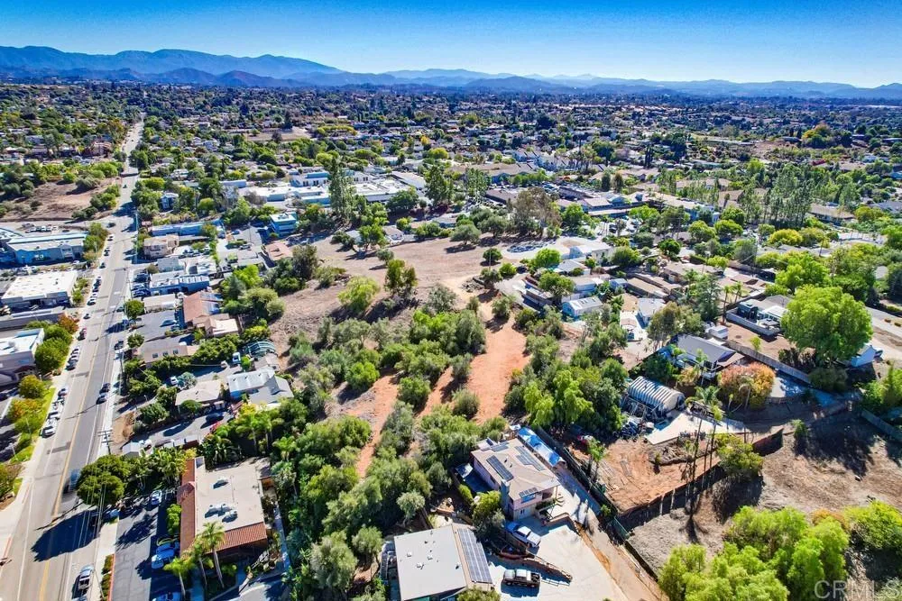 502 E Elder Street Fallbrook, CA 92028