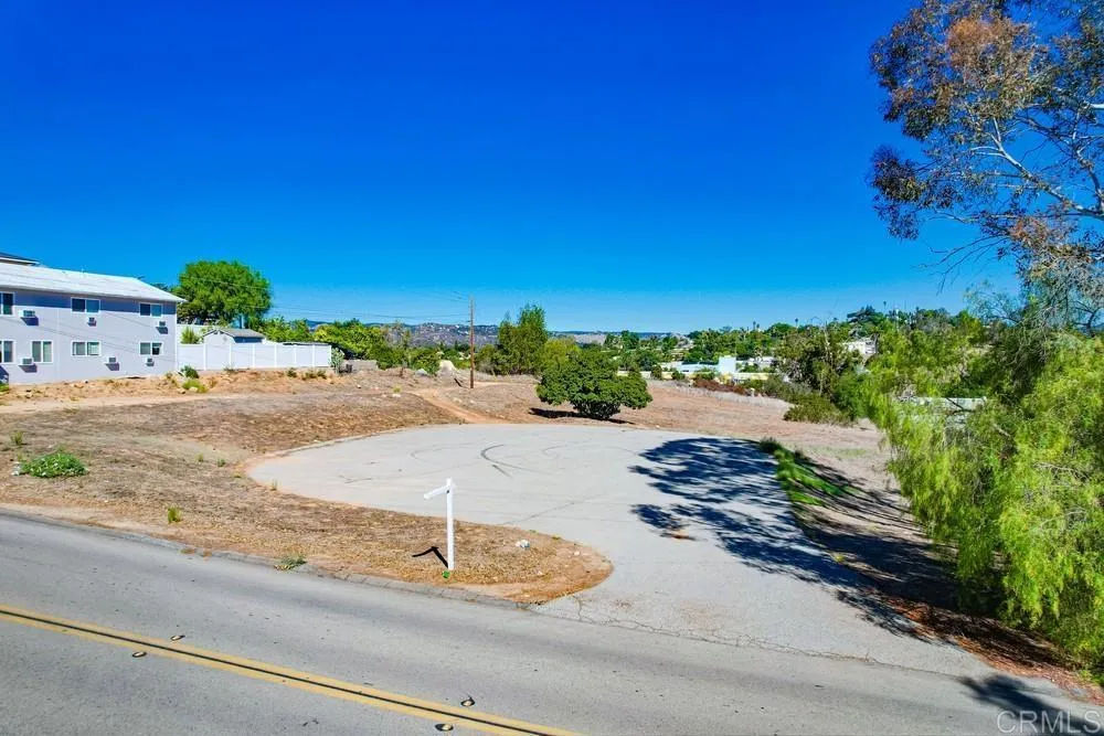 502 E Elder Street Fallbrook, CA 92028