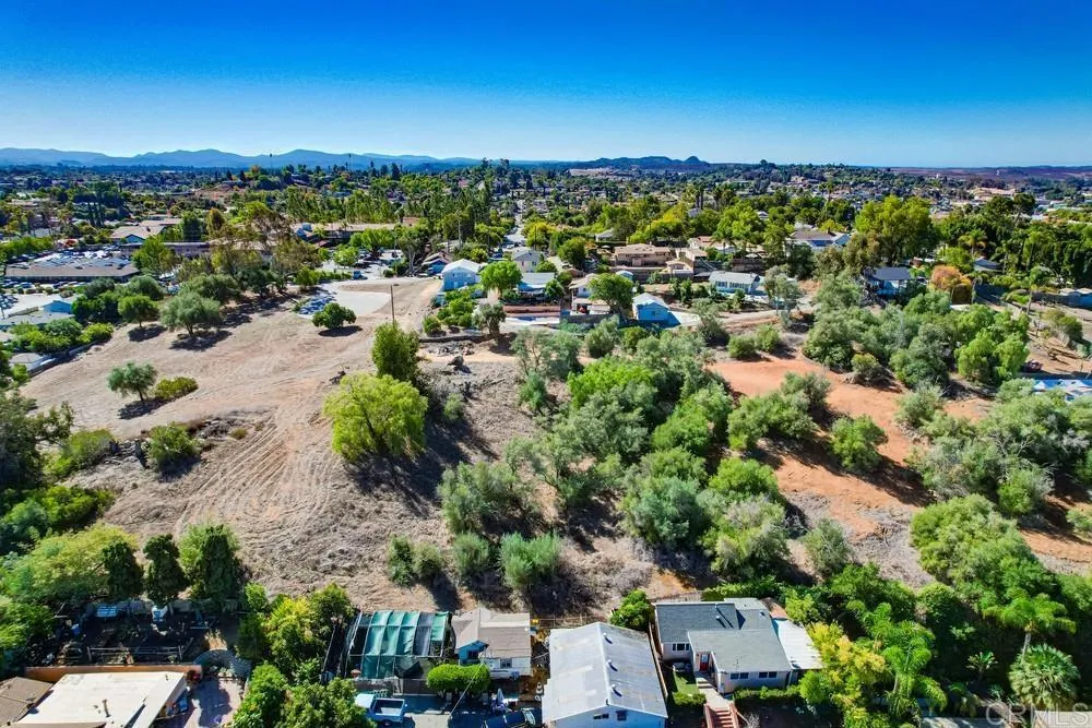 502 E Elder Street Fallbrook, CA 92028