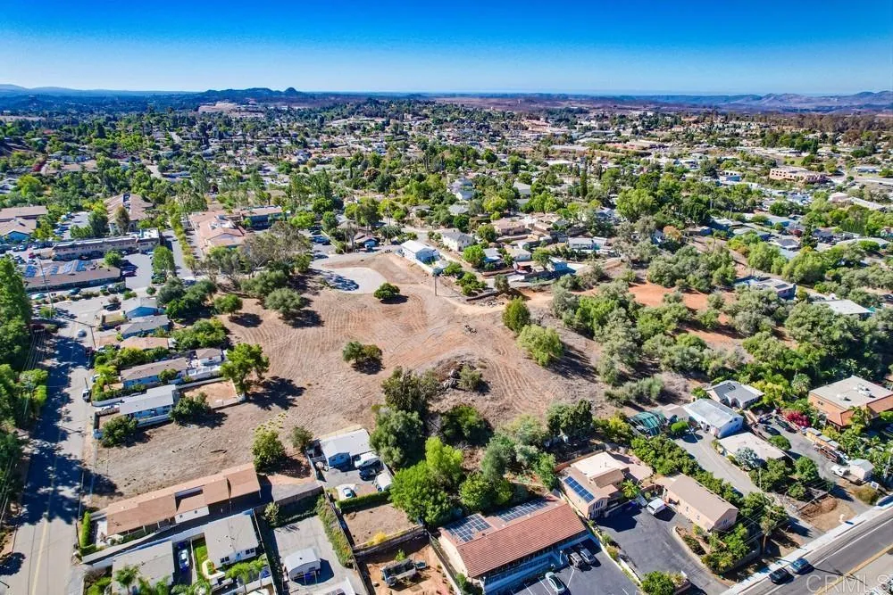 502 E Elder Street Fallbrook, CA 92028