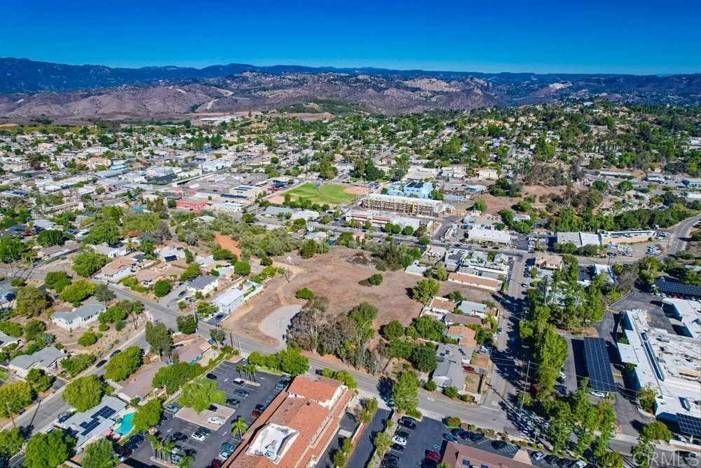 502 E Elder Street Fallbrook, CA 92028
