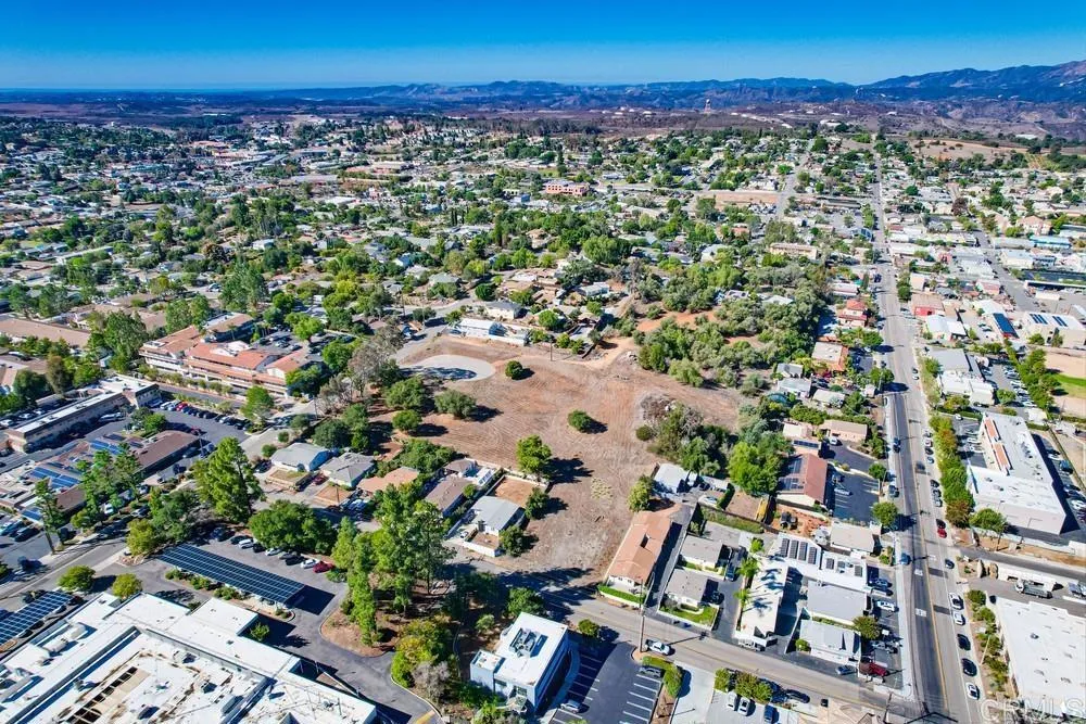 502 E Elder Street Fallbrook, CA 92028