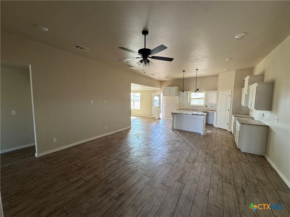 2540 Cowgirl Trail Belton, TX 76513