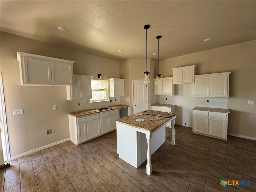 2540 Cowgirl Trail Belton, TX 76513