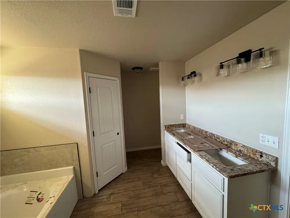 2540 Cowgirl Trail Belton, TX 76513