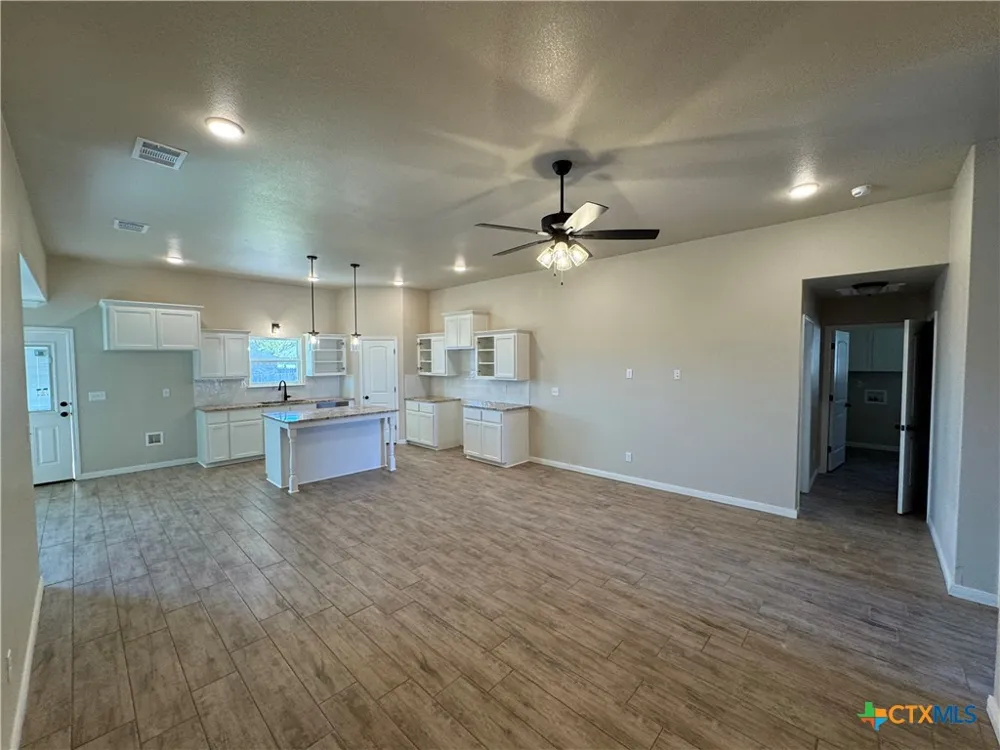 2540 Cowgirl Trail Belton, TX 76513
