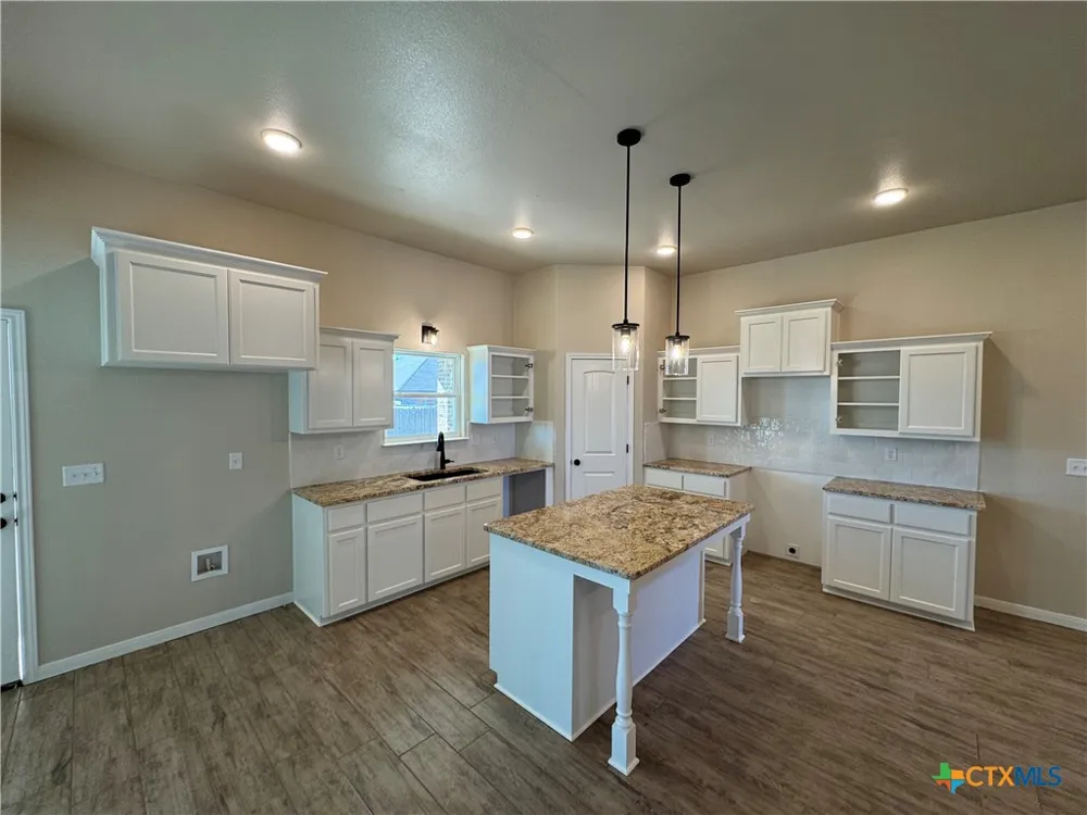 2540 Cowgirl Trail Belton, TX 76513