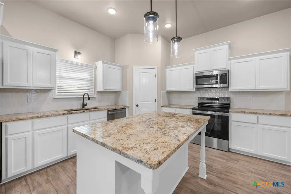 2540 Cowgirl Trail Belton, TX 76513