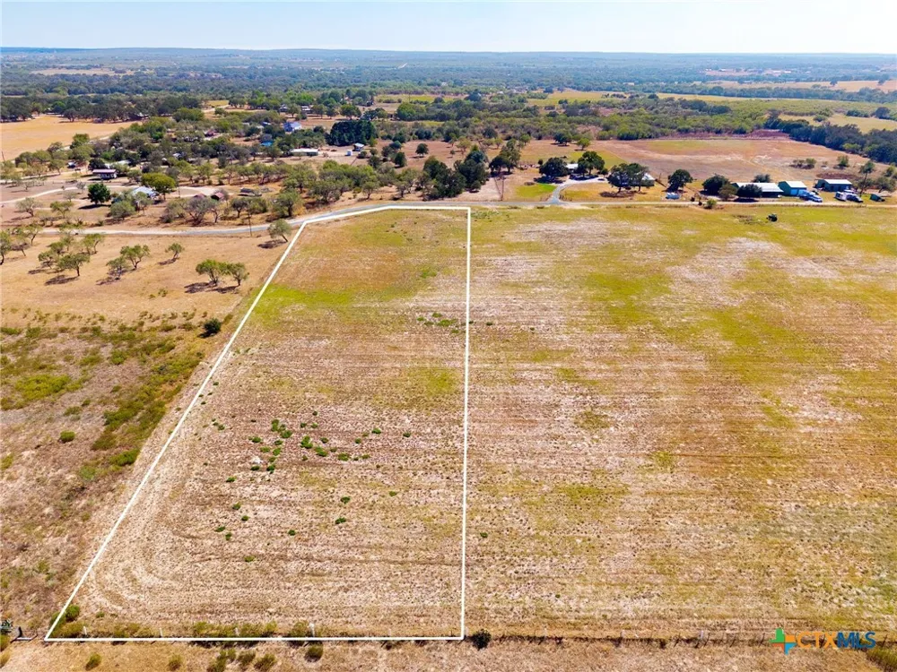 13 Seay World Lane Seguin, TX 78155
