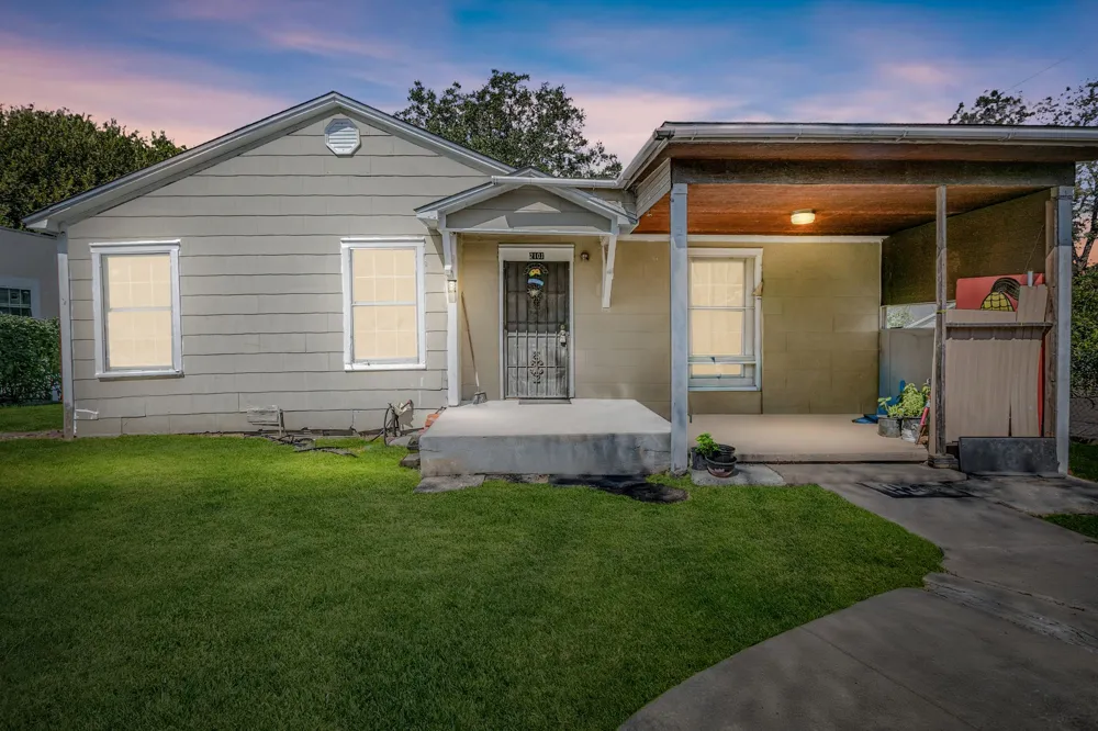 2101 Pine Avenue Waco, TX 76708