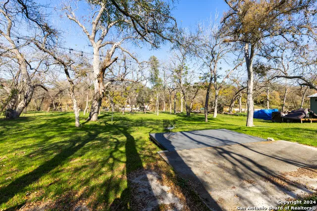340 Deer Slayer Seguin, TX 78155