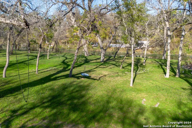 340 Deer Slayer Seguin, TX 78155