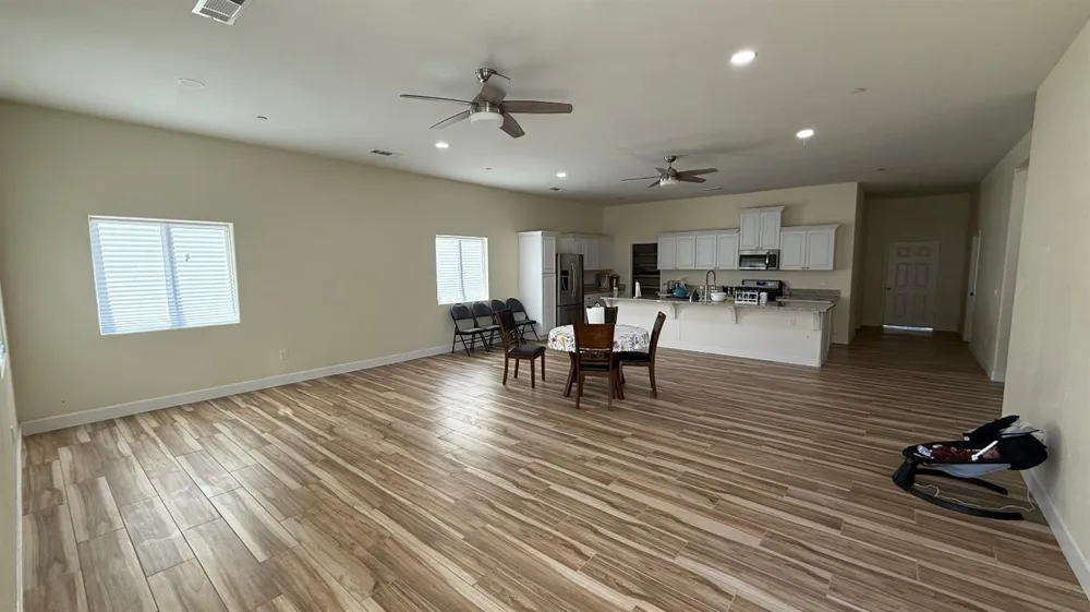 2772 Valley View Street Selma, CA 93662