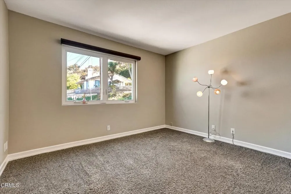 561 S Ventu Park Road Newbury Park, CA 91320