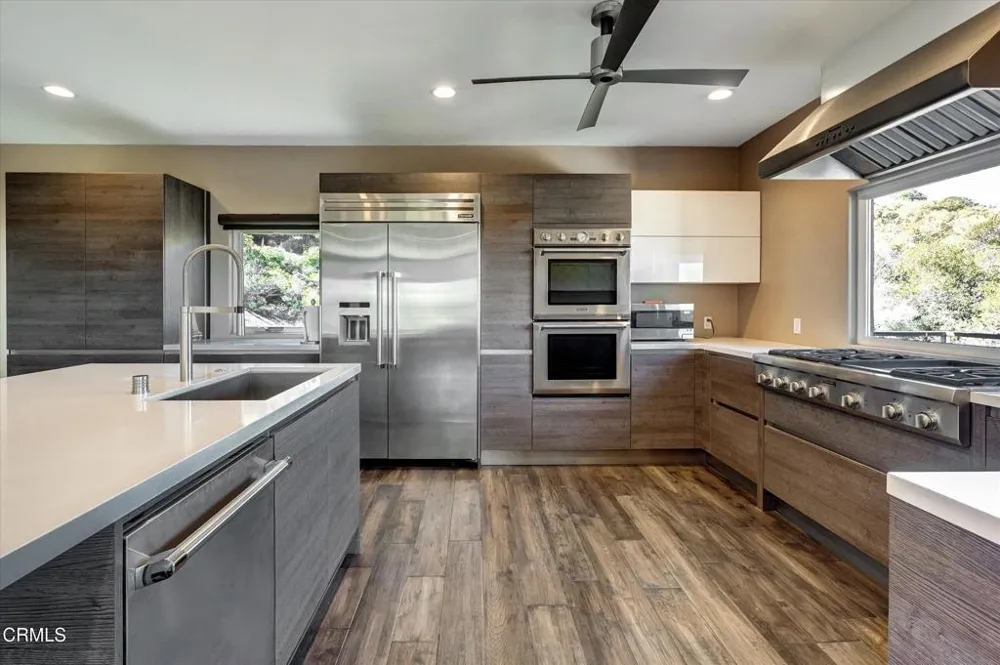 561 S Ventu Park Road Newbury Park, CA 91320