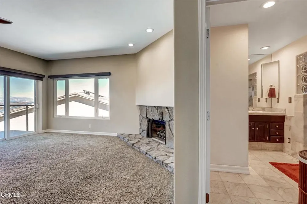 561 S Ventu Park Road Newbury Park, CA 91320