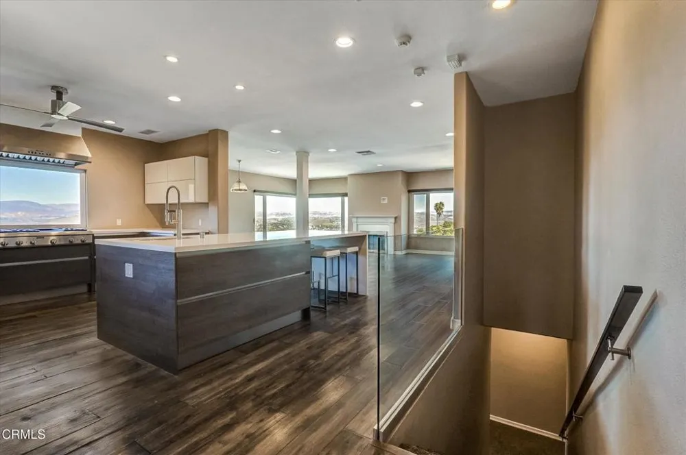 561 S Ventu Park Road Newbury Park, CA 91320