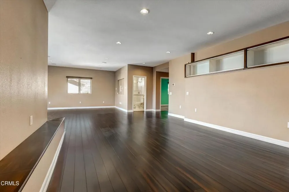 561 S Ventu Park Road Newbury Park, CA 91320