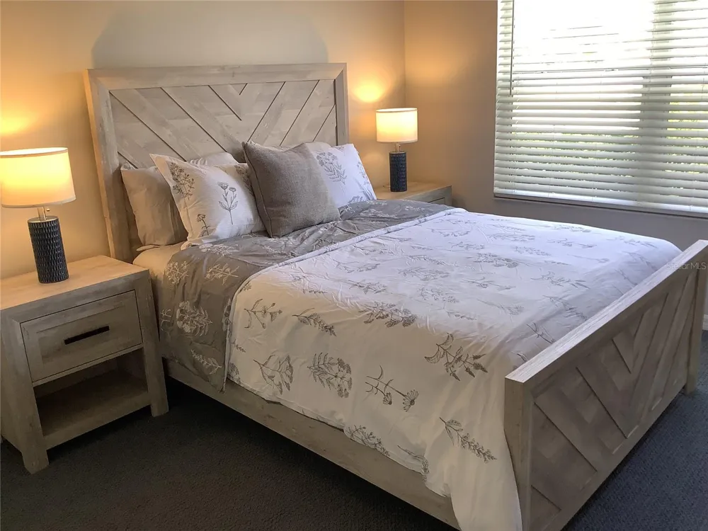 890 HAYNESVILLE WAY The Villages, FL 32162