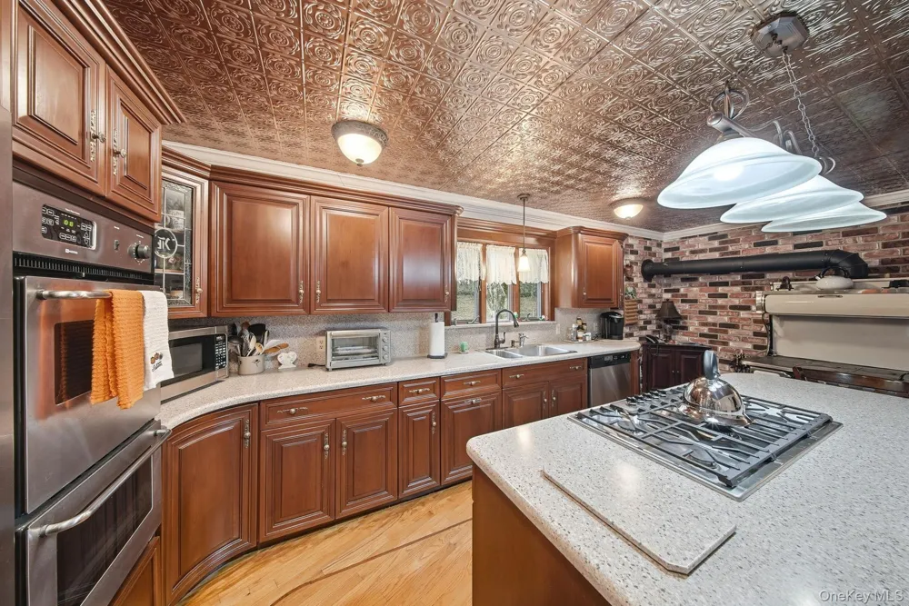 45 Coopers Corner Road Monticello, NY 12701