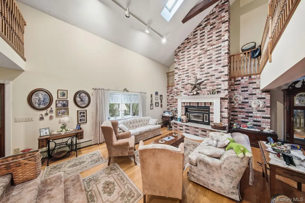 45 Coopers Corner Road Monticello, NY 12701