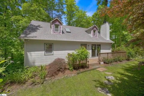 262 Belvoir Drive