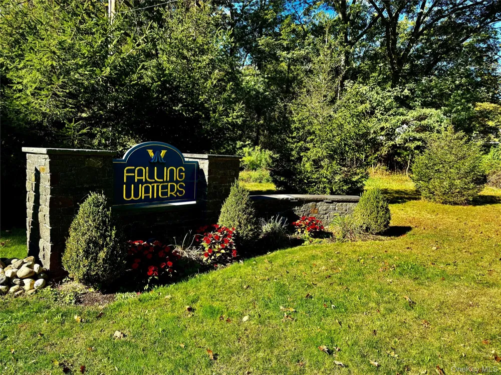 78 Falling Waters Drive Palenville, NY 12463