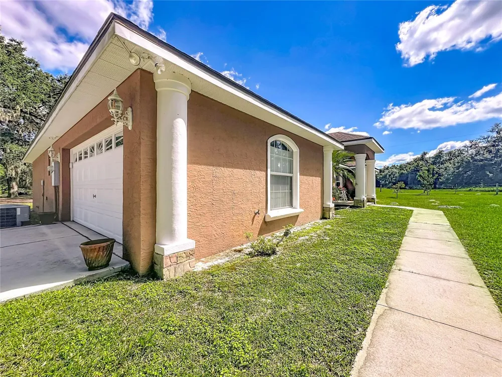 12611 NE 36TH AVENUE Anthony, FL 32617