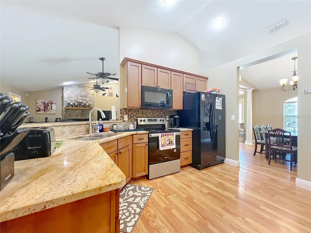 12611 NE 36TH AVENUE Anthony, FL 32617