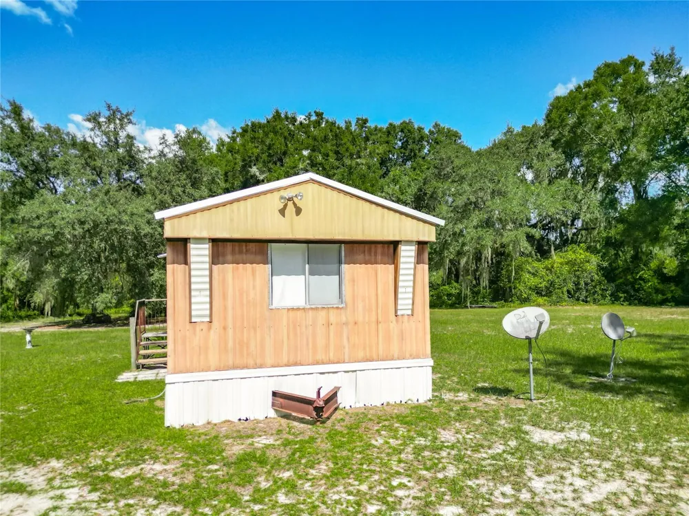 12611 NE 36TH AVENUE Anthony, FL 32617