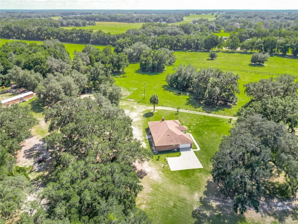 12611 NE 36TH AVENUE Anthony, FL 32617