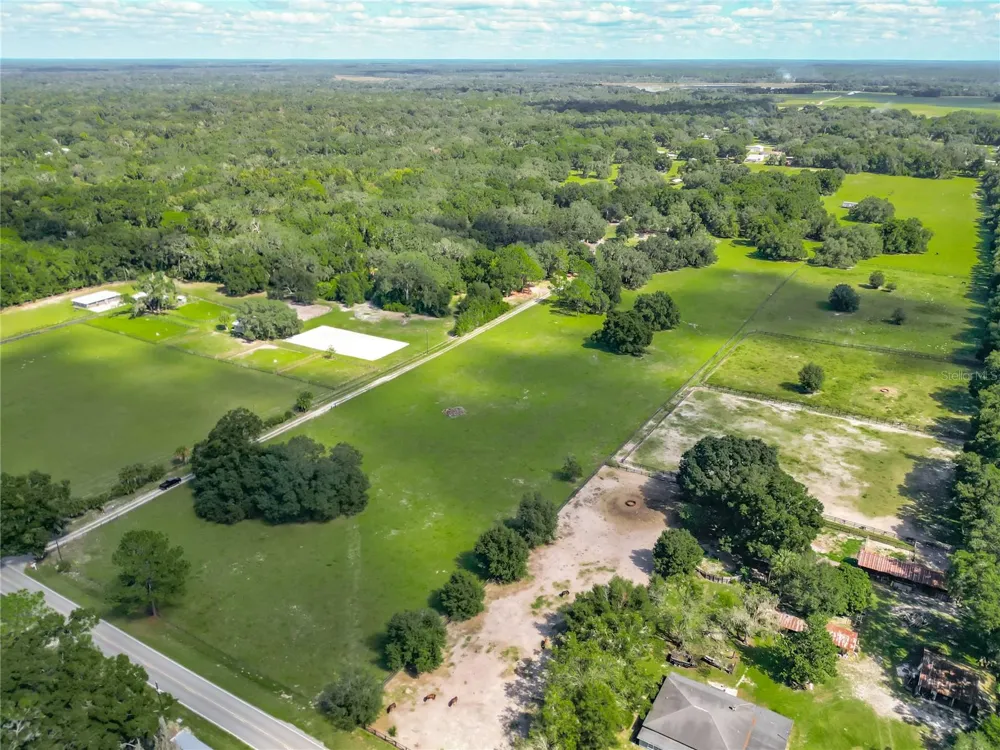 12611 NE 36TH AVENUE Anthony, FL 32617