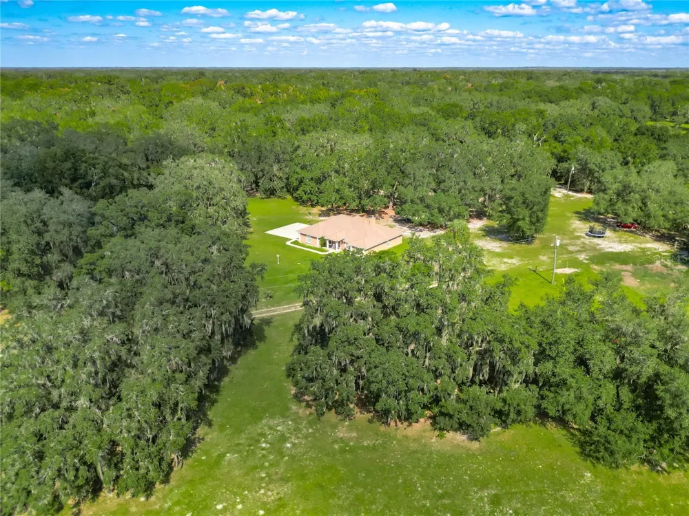 12611 NE 36TH AVENUE Anthony, FL 32617