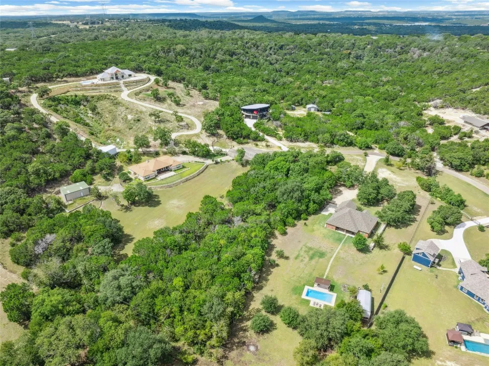 1386 Windy Hill Salado, TX 76571
