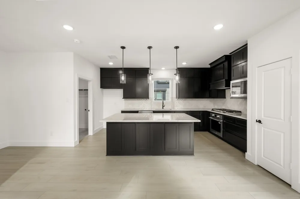405 Newpark Boulevard DeSoto, TX 75115