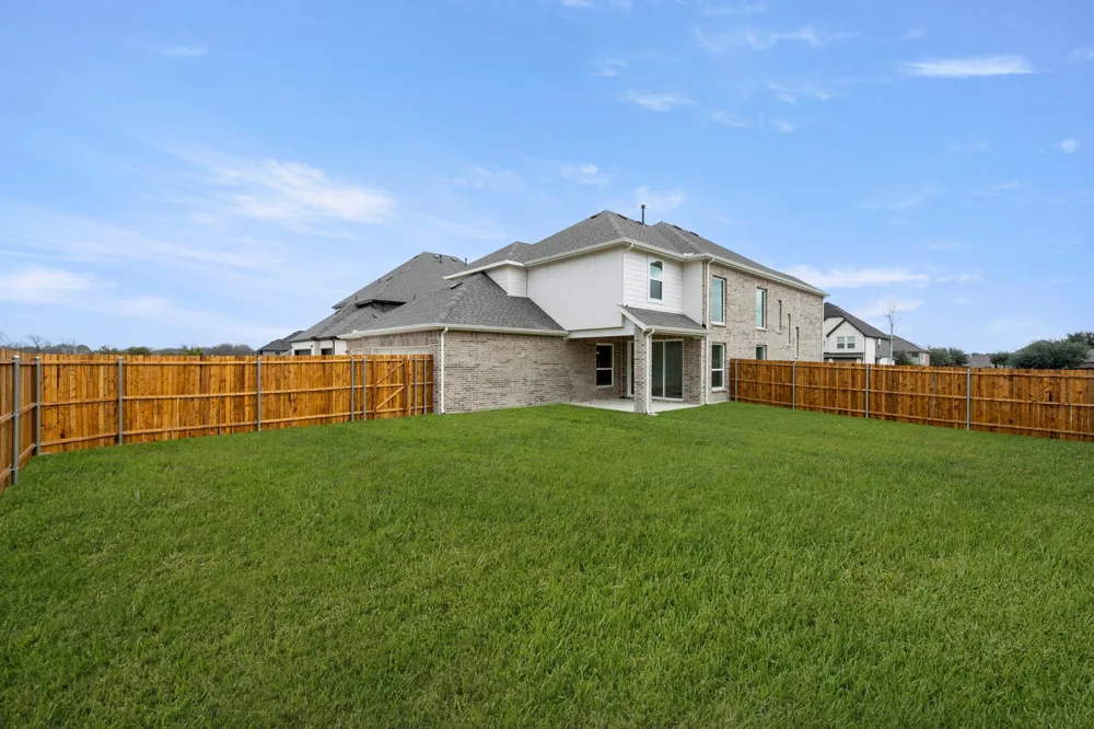 405 Newpark Boulevard DeSoto, TX 75115
