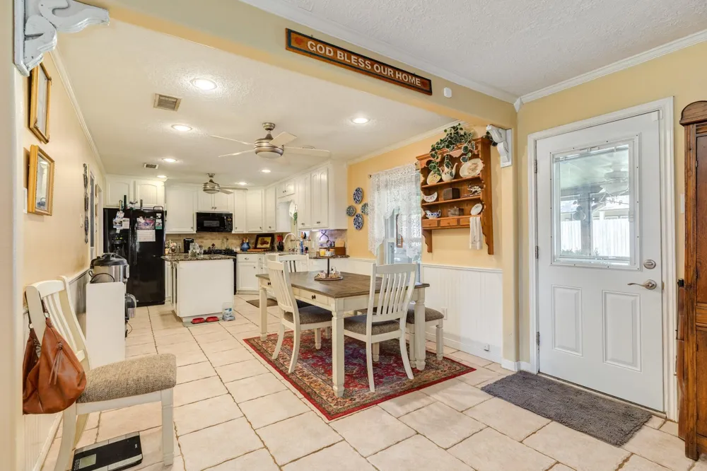 229 Yaupon Drive Brazoria, TX 77422