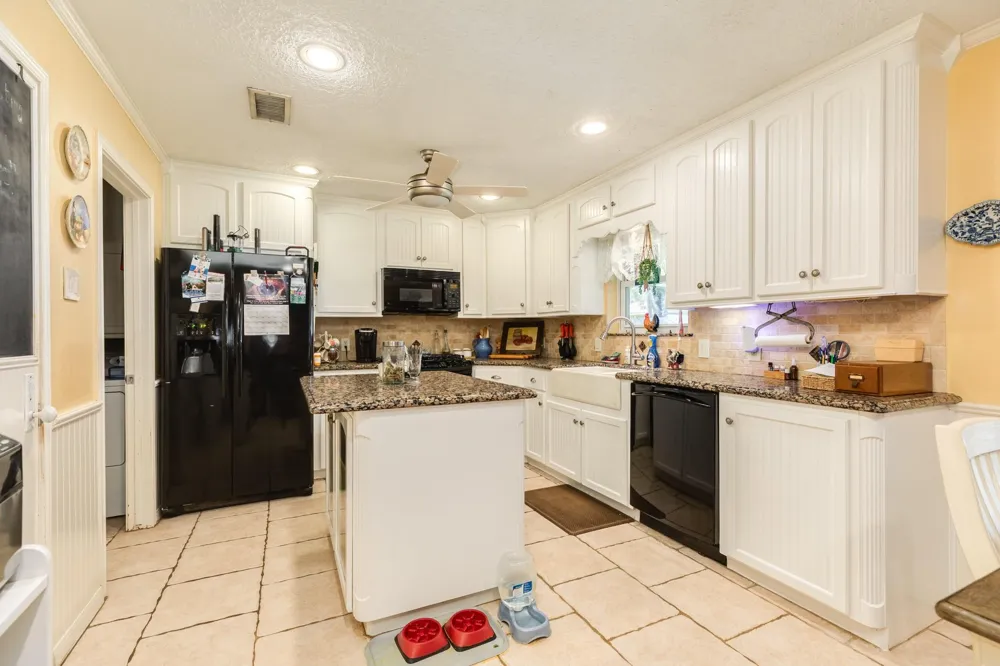 229 Yaupon Drive Brazoria, TX 77422
