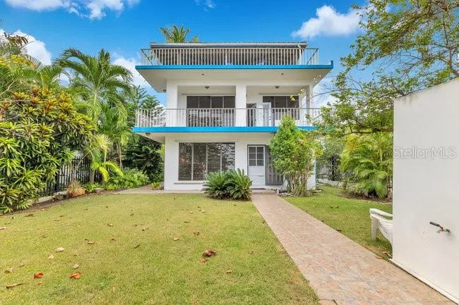 40 CALLE SURF BO ENSENADA Rincon, PR 00677
