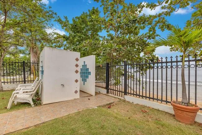 40 CALLE SURF BO ENSENADA Rincon, PR 00677