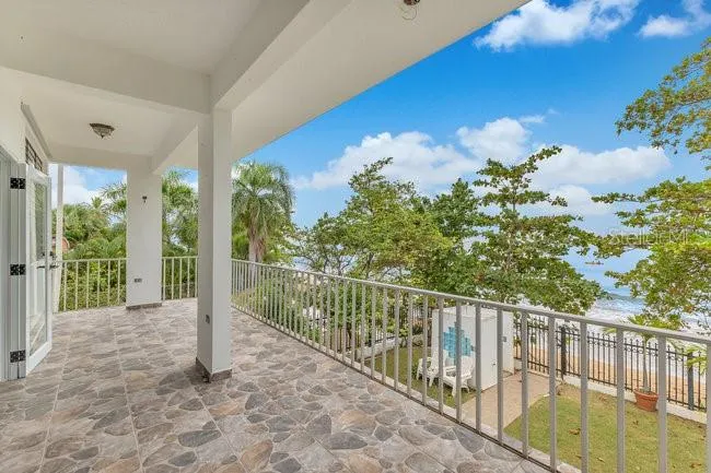 40 CALLE SURF BO ENSENADA Rincon, PR 00677