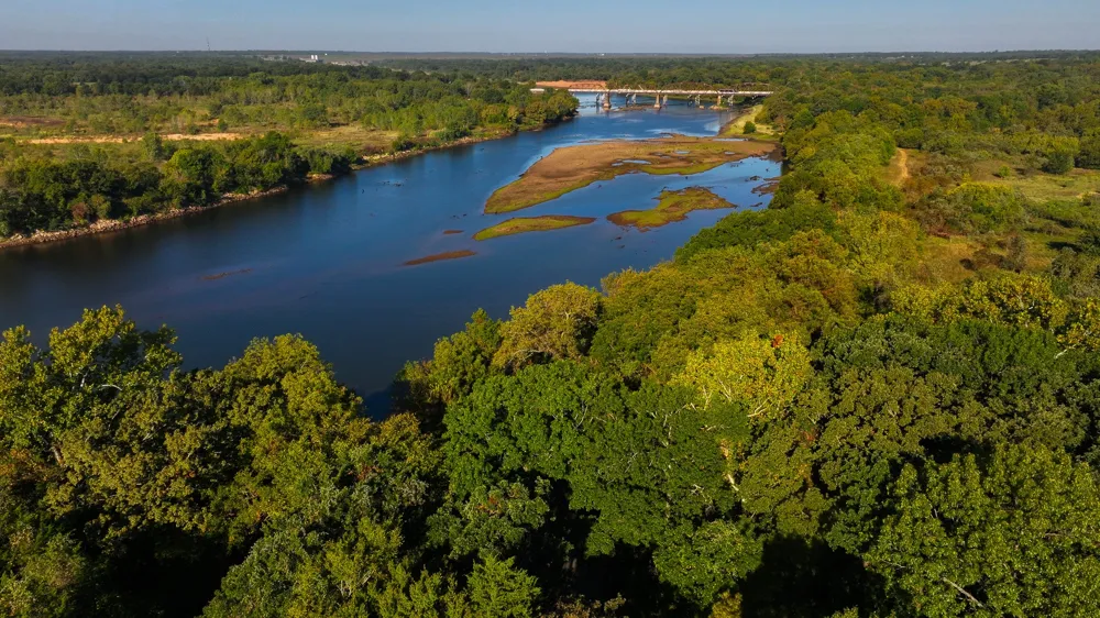 1294 River Road Colbert, OK 74733