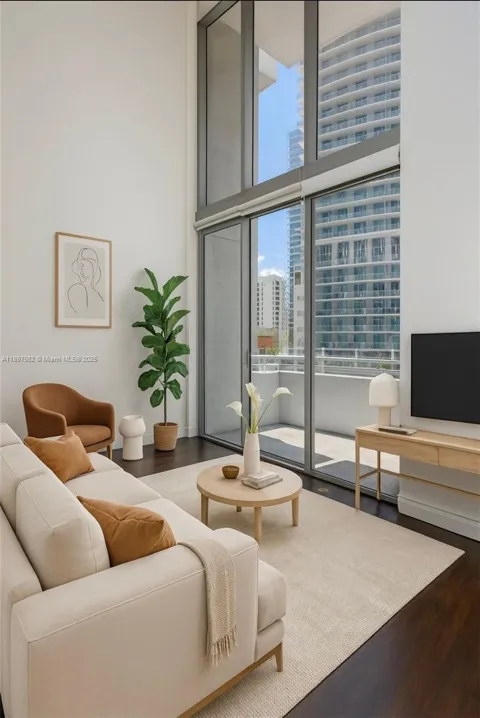 1050 Brickell Ave #414