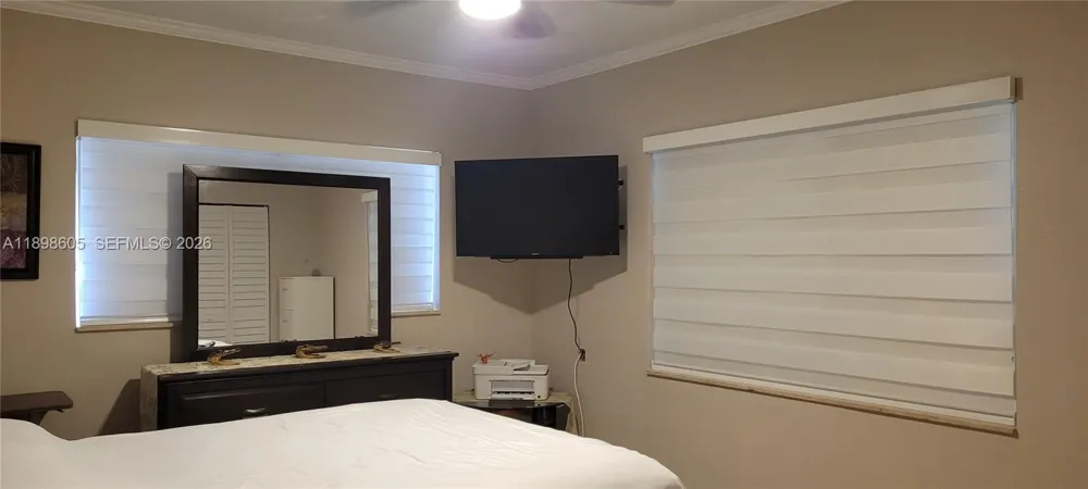 Address Not Shown South Miami, FL 33143