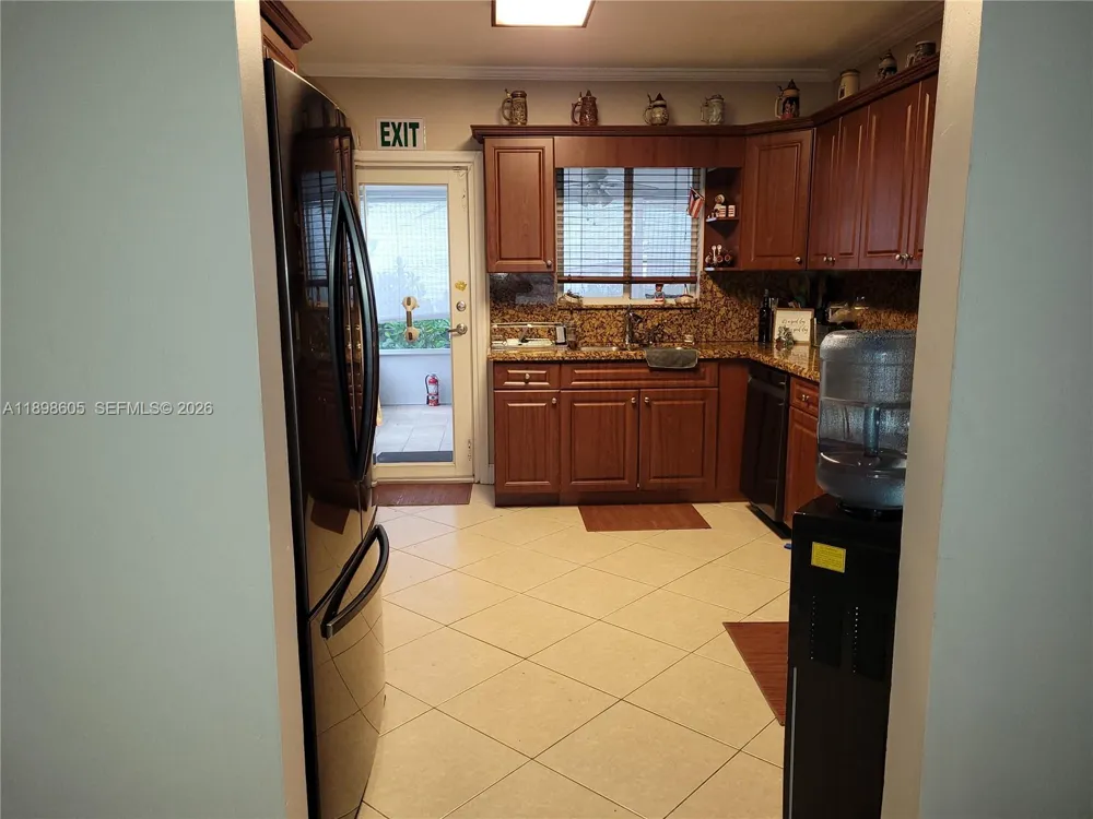 Address Not Shown South Miami, FL 33143