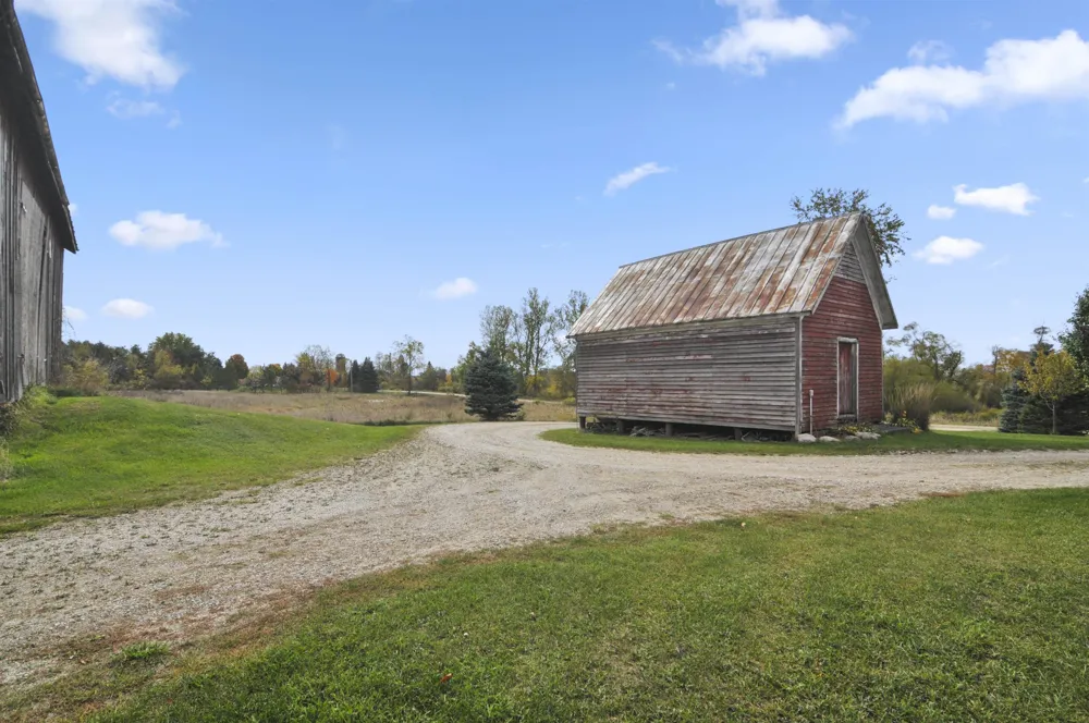 3626 90th Avenue Evart Township, MI 49631